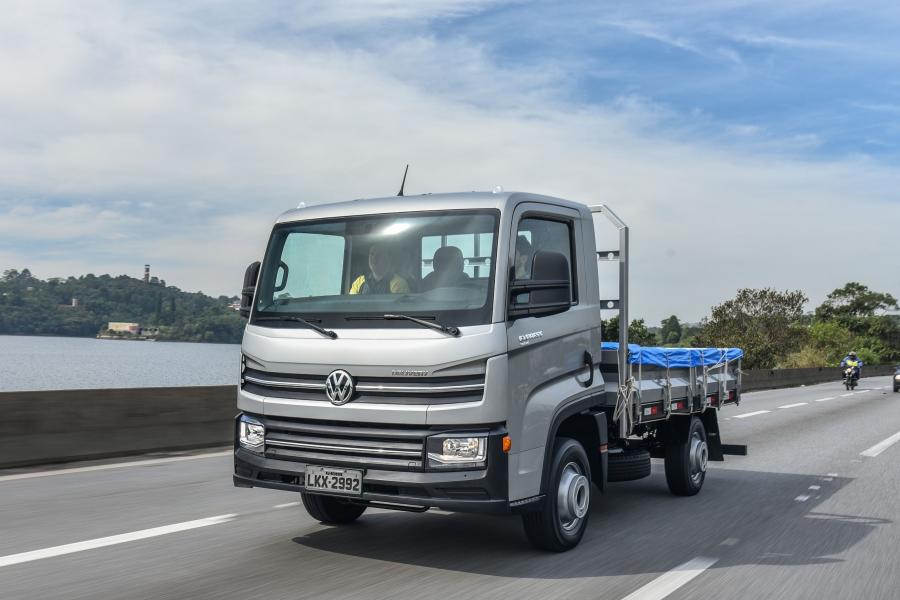  Volkswagen Delivery Express 2017 года  (фото 11 из 17)
